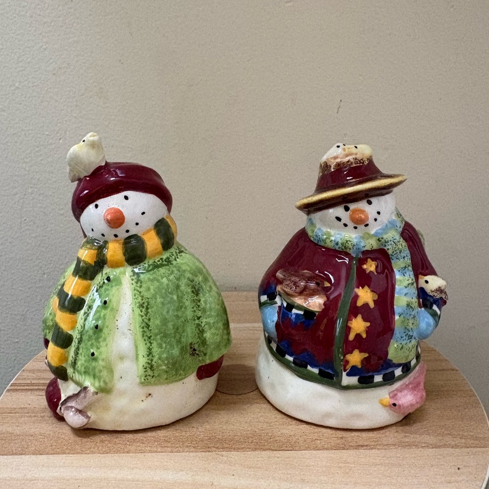 Gibson Snowman Frolic Salt and Pepper Set - Red, Green, and White